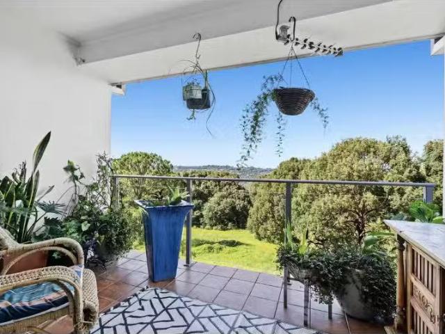 Nice 55/61 Marana Street, Bilambil Heights Apartment for rent.