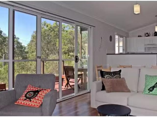 Charming 55 Whimbrel Drive, NERONG House for rent Listed by K.