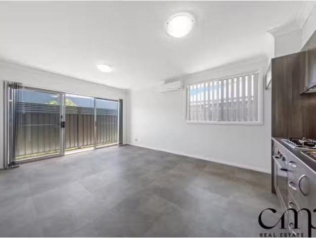 Deal! 55A Evergreen Drive, ORAN PARK House for rent Listed by.