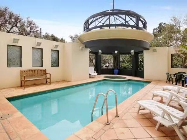 Deal! 56/237 Miller Street, North Sydney Apartment for rent L.