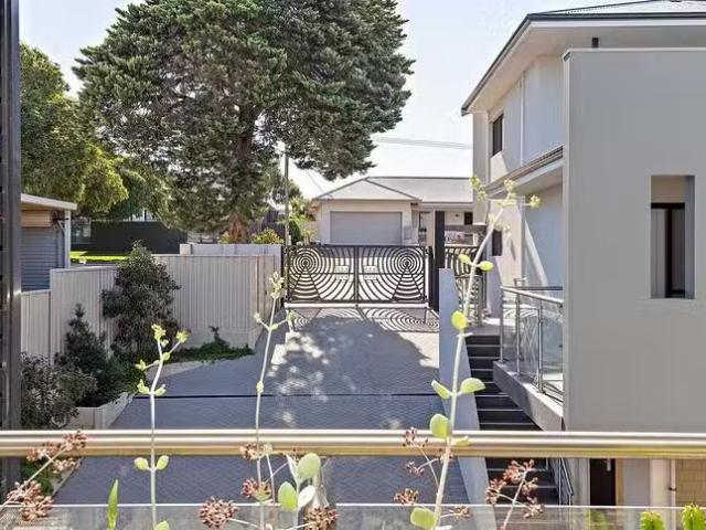 Nice 5/67 Coleman Crescent, Melville, WA 6156