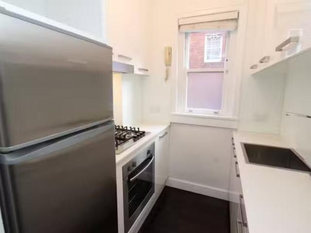For Rent! 5/68 Bayswater Road, Potts Point Apartment for rent.