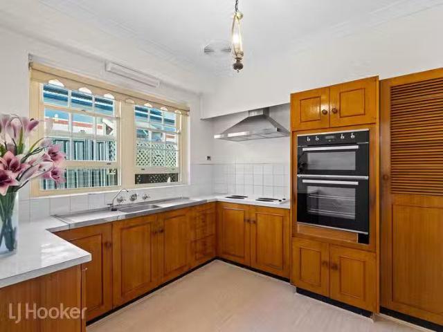Unique 5/6 Korra Avenue, Kensington Gardens, SA 5068