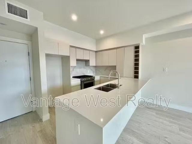 For Rent! 58319684 1900 Enterprise Way