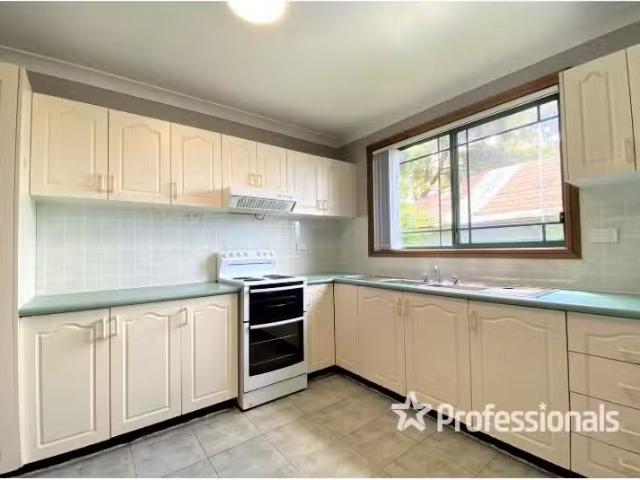 Rental! 5/91 Box Road, Casula Townhouse for rent Listed by Mi.