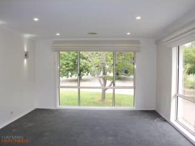 Charming 59 Darwinia Terrace, Rivett House for rent Listed by.