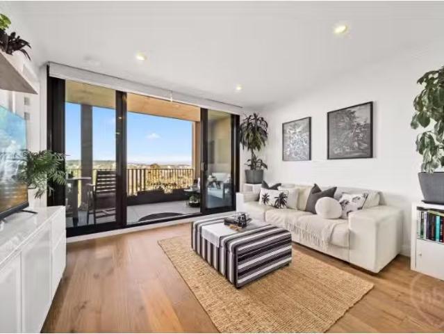 Charming 502/59 Constitution Avenue, Campbell Apartment for re.