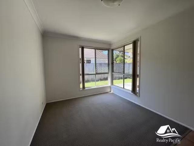 New 50 Moonie Av, Murarrie QLD 4172