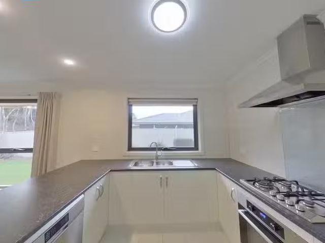 Unique 50 Adel Circuit, Huntfield Heights, SA 5163