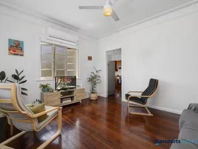 Cheap 50 Cowper Street, BULIMBA, QLD 4171 House for Rent