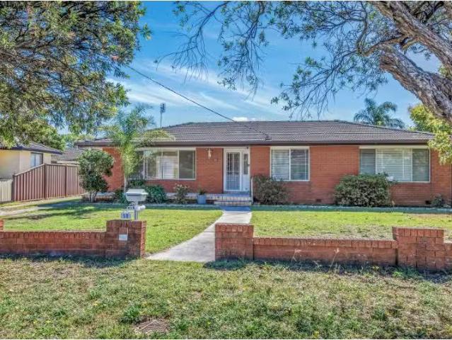 Rental! 50 Daffodil Drive, Woy Woy House for rent Listed by I.