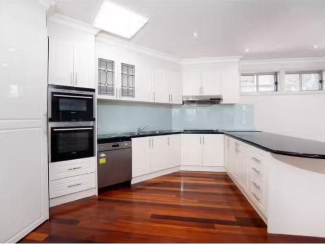 Rental! 50 Saxton Street, Box Hill North House for rent Liste.