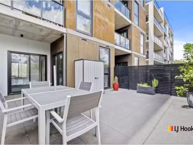 Charming 5/15 Bowman Street, MACQUARIE Apartment for rent Lis.