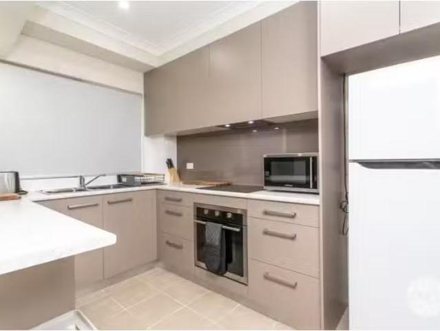 Charming 5/15 Preston Street, Jamisontown Apartment for rent.