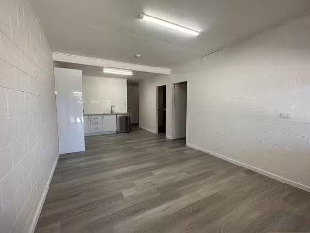 Deal! 5/21 Elizabeth Street, Mornington, QLD 4825