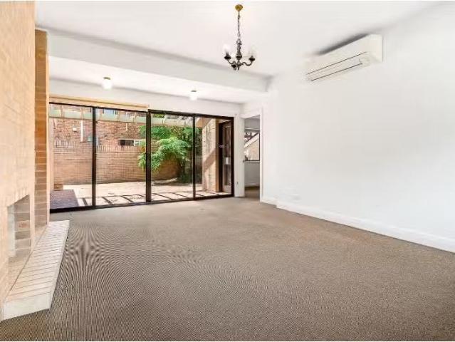 Just in! 5/25 Belgrave Esplanade, Sylvania Waters Apartment fo.