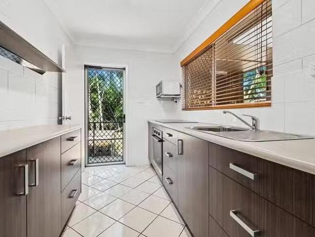 Cozy 5/28 Digger Street, Cairns North, QLD 4870