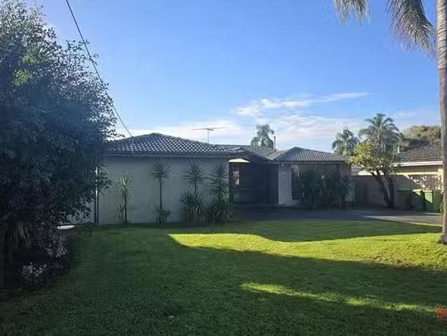 Unique 52 Mcgilvray Avenue, Morley, WA 6062
