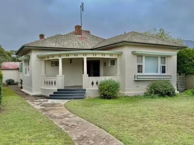 Cozy 52 Church Street, Parkes House for rent Listed by Gus Ho.