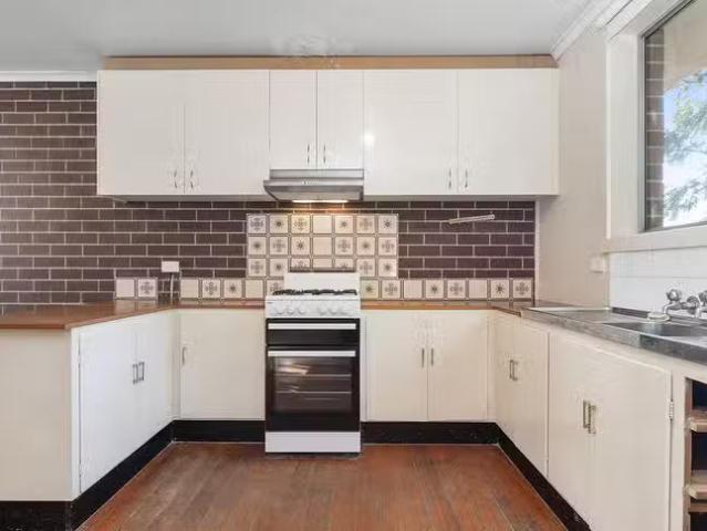 Cheap 5/2 Phillip Street, Frankston, VIC 3199