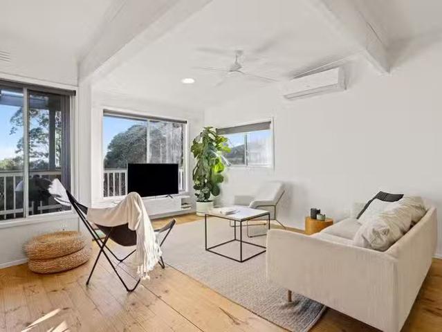 Unique 52 Tower Hill Road, Somers, VIC 3927