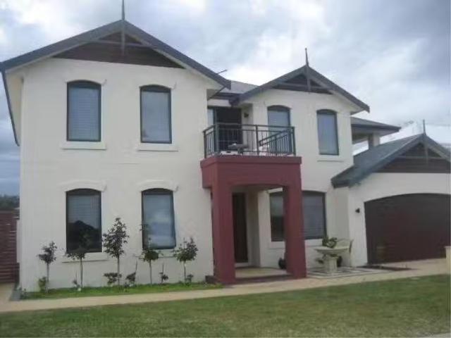 Cheap 5 Convallis Vista, The Vines, WA 6069