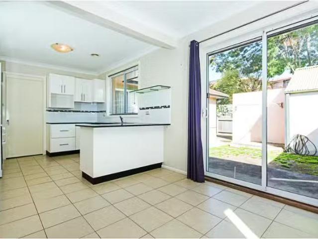 Just in! 5 Atholbar Way, Karabar House for rent Listed by Pro.