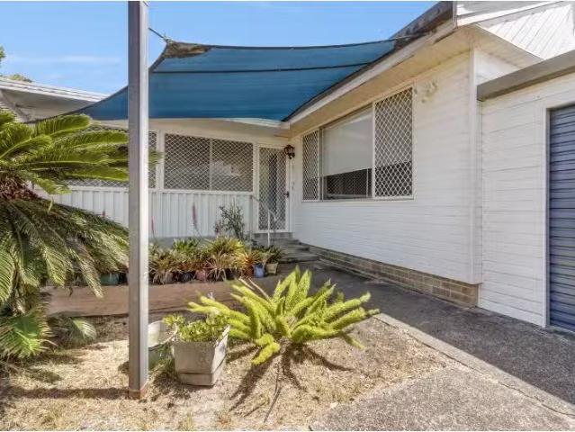 Just in! 5 Boomerang Street, Lake Cathie House for rent Liste.