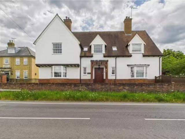 Nice 5 bedroom detached house for rent in South Hanningfield R.