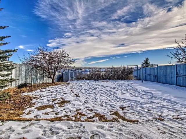 Cozy 5 Bedrooms House in Huntington Area