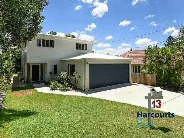 Unique 5 BR 13 Fifth Avenue, ST LUCIA, QLD 4067 House Leased
