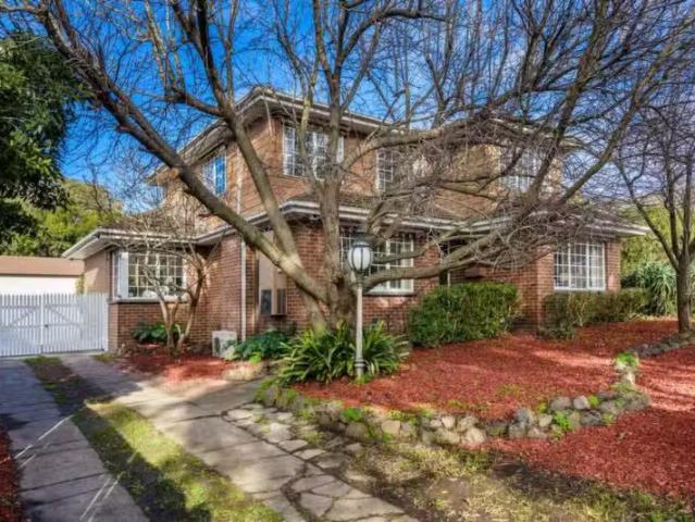 Unique 5 BR 16 Trist Street, Watsonia North VIC 3087 House F.