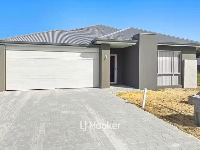 Unique 5 BR 18 Eucalyptus Way, Yalyalup, WA 6280