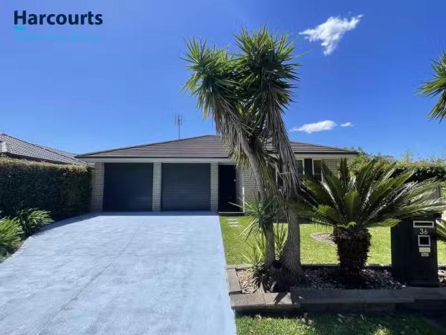 Cheap 5 BR 36 Olney Drive, BLUE HAVEN, NSW 2262 House for Rent