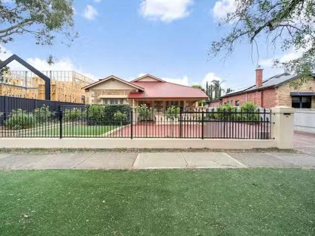 For Rent! 5 BR 48 Canterbury Avenue, TRINITY GARDENS, SA 5068.