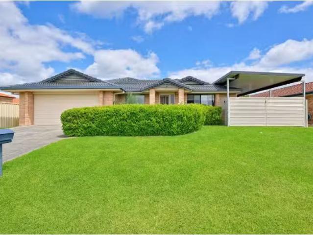 Cheap 5 BR 9 Bligh Place, Lake Cathie House for rent Listed b.