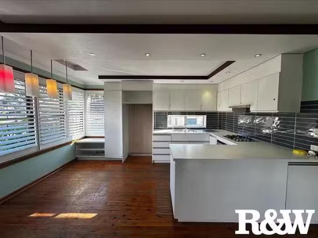Rental! 5 Emert Parade, Emerton, NSW 2770