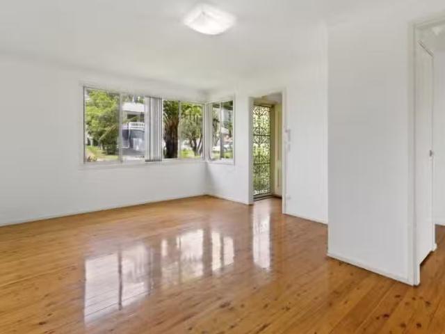 Just in! 5 Mackay Drive, Tumbi Umbi House for rent Listed by.