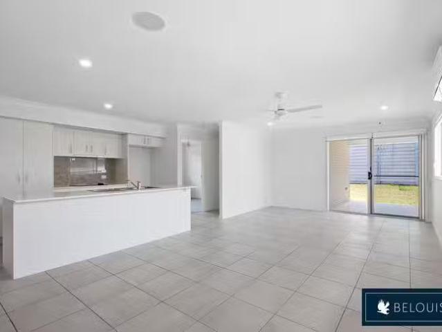 Just in! 5 Mia Street, Flinders View, QLD 4305