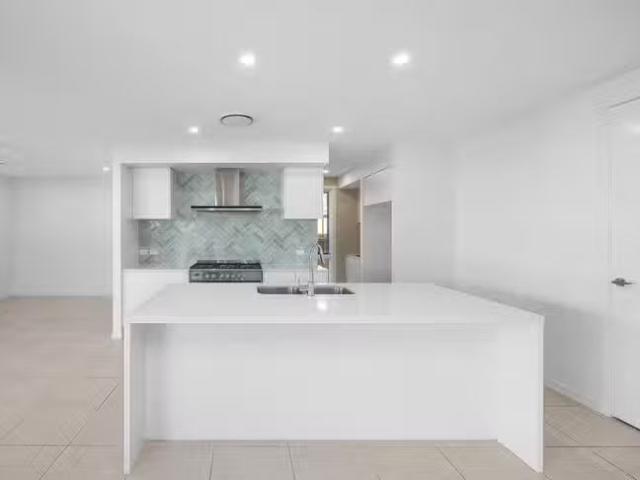 Nice 5 Peace Street, Palmview, QLD 4553