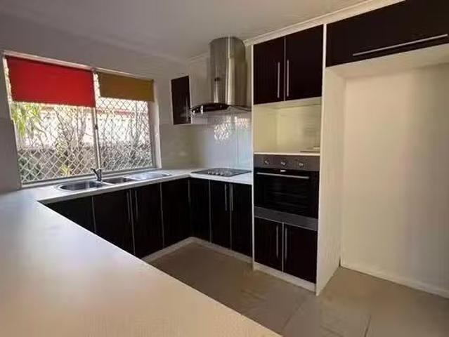 Deal! 5 Wilpena Avenue, Klemzig, SA 5087