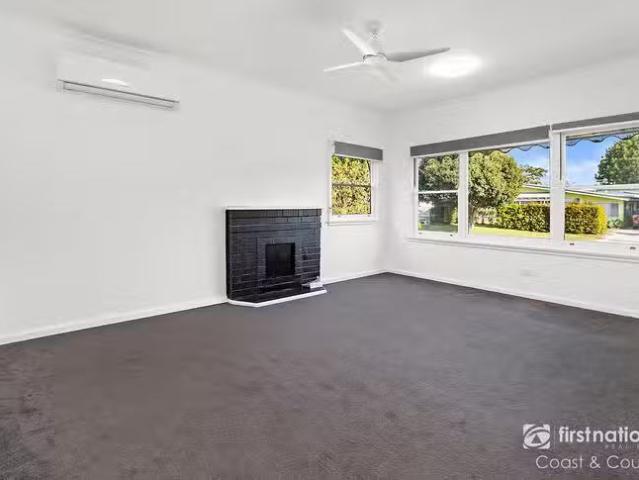 Unique 64 Golden Hill Avenue, Shoalhaven Heads, NSW 2535