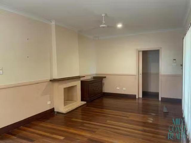 Just in! 64 Whitfield Street, Beachlands, WA 6530