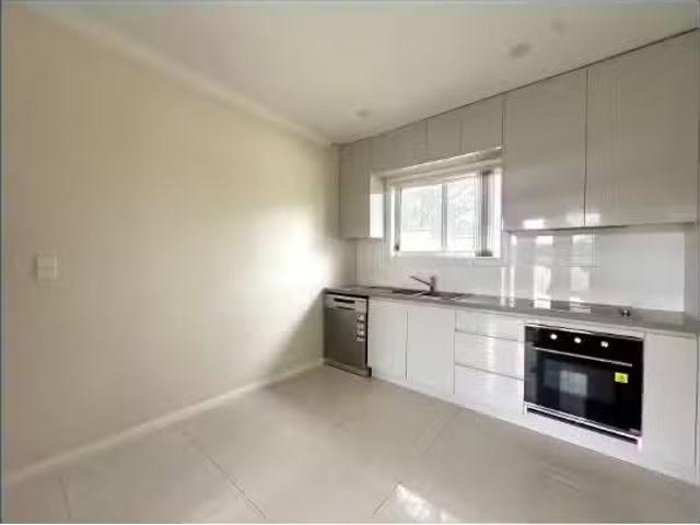 New 64a Illawong Ave, Penrith Apartment for rent Listed by Al.