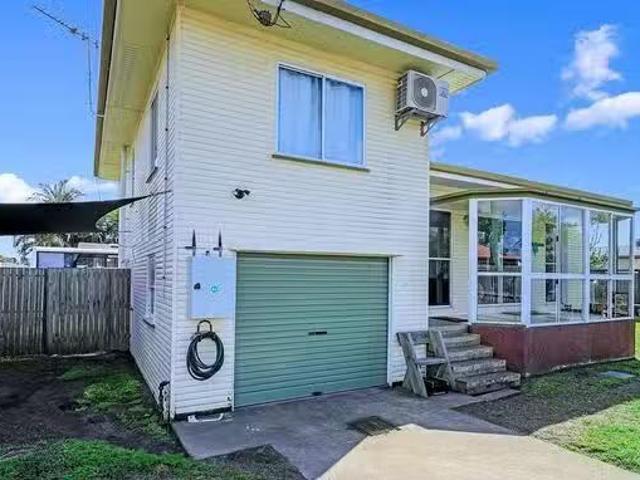 Nice 65 Burnett Street, Bundaberg South, QLD 4670