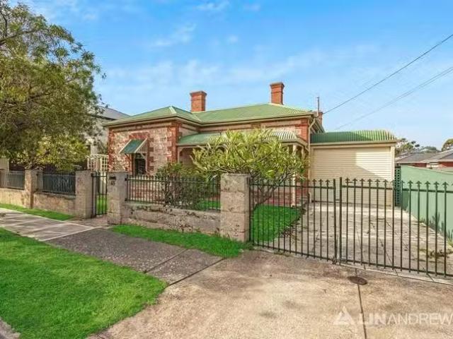 Cozy 65 Walkers Road, Somerton Park, SA 5044