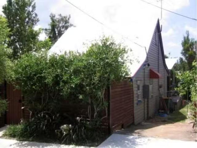 Deal! 65 Whynot Street, West End, QLD 4101