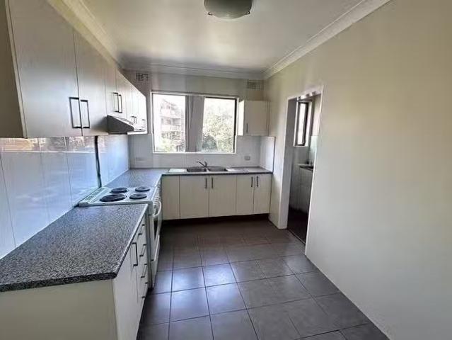 Cozy 6/67 71 Great Western Highway, Parramatta, NSW 2150