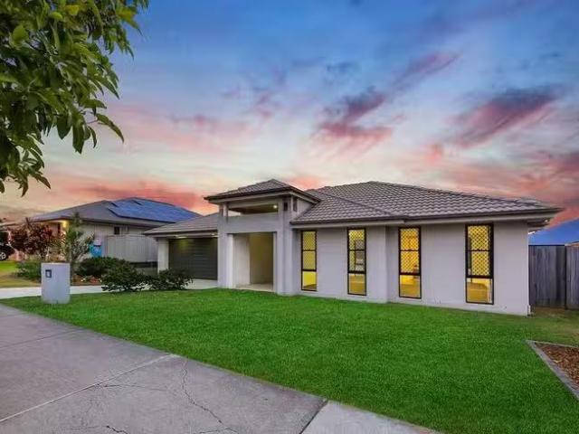 Rental! 67 Park Edge Drive, Springfield Lakes, QLD 4300