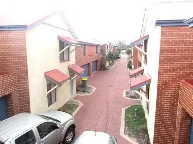 For Rent! 6/8 Hillcrest Road, Kewdale, WA 6105